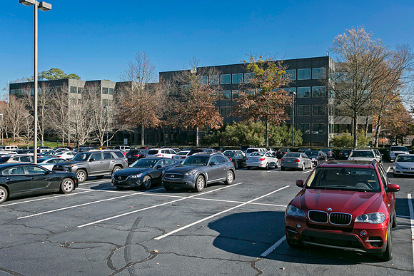 1200 Ashwood Pkwy-13